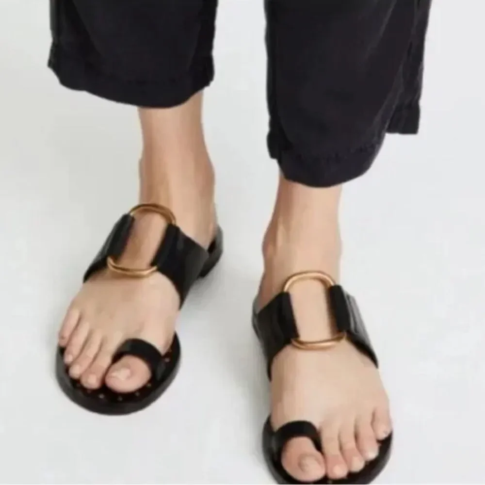 Tory Burch Black Leather Toe-Ring Slide Sandals Gold Hardware Sz 5.5 Chic NWOB